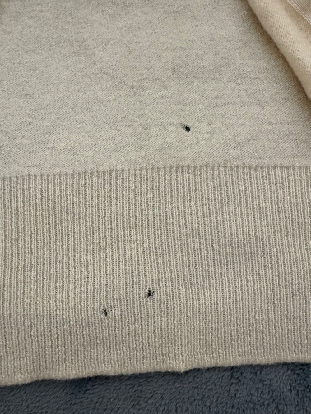 Vintage Cashmere Sweater - Picture 5 of 5